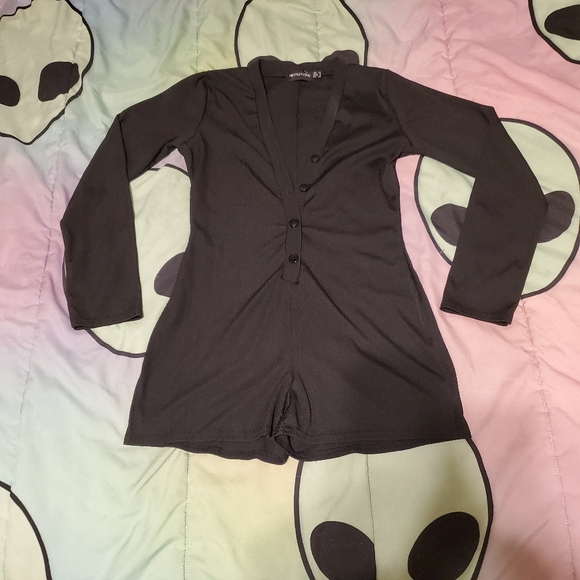 PrettyLittleThing Other - Pretty little thing shorts romper